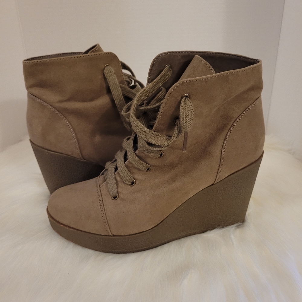 Just Fab Tan Wedge Boots